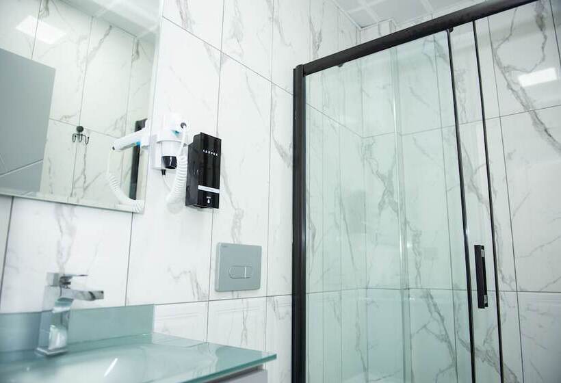 فندق Teker Luxury