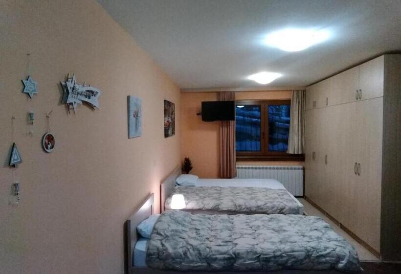 پانسیون Apartman Vila Natasa