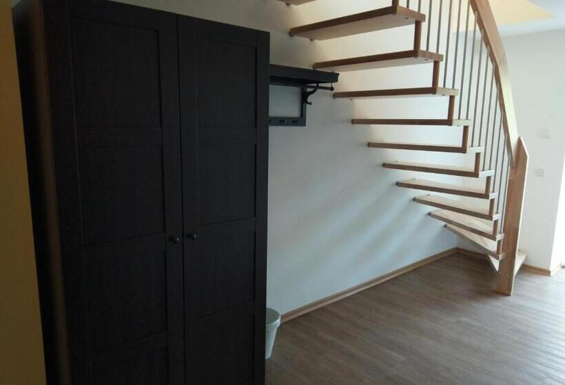 ペンション Apartmenthaus Mehrow