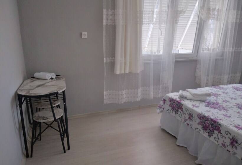 膳宿费 Casa Alexis Y Mary Antalya Turquía No1