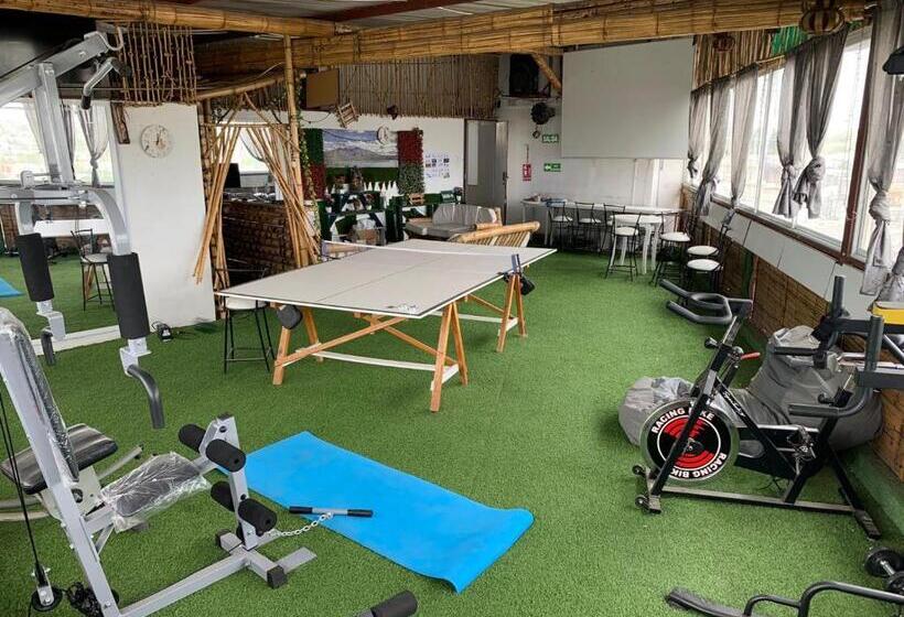 بنسيون Hostal Corazón Del Mar