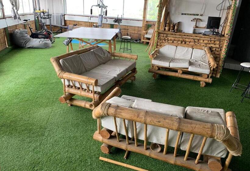 بنسيون Hostal Corazón Del Mar