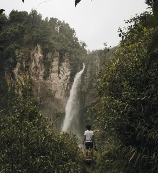 پانسیون La Laguna Hostal