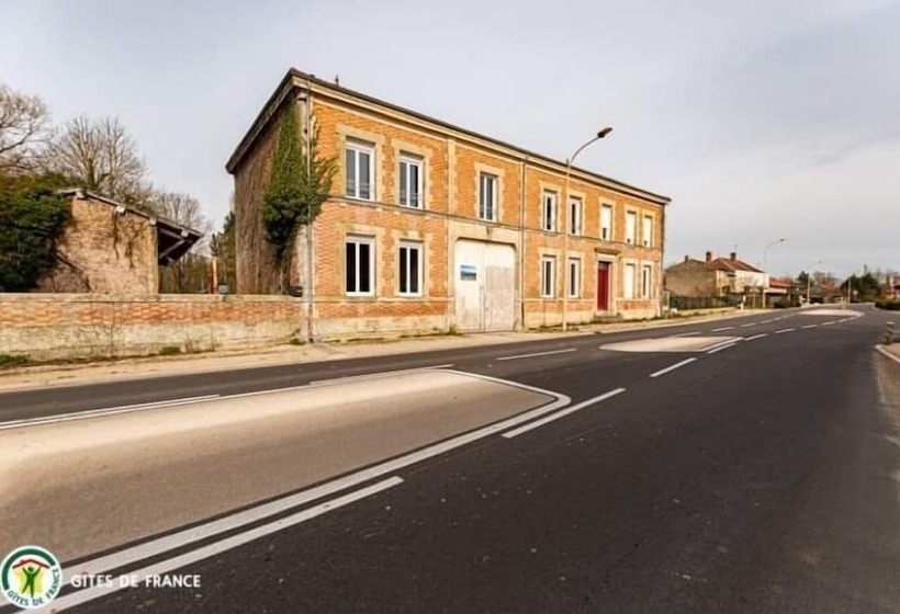 بنسيون Les Chambres D Hôtes De La Bruxenelle