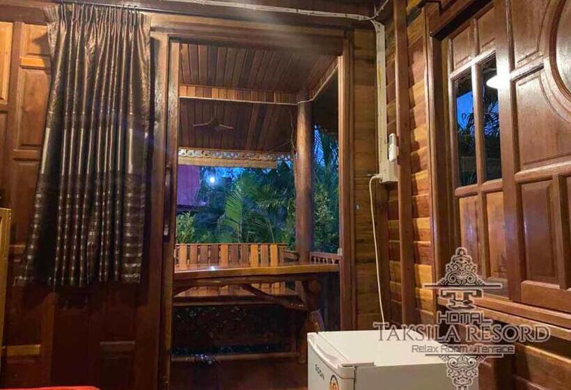 پانسیون Taksila Resort ฏักร์ศิลารีสอร์ท