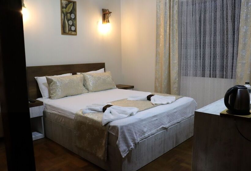 Trend çeşmealtı Hotel & Lounge