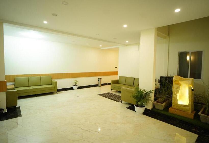 هتل Emerald Urban Comforts