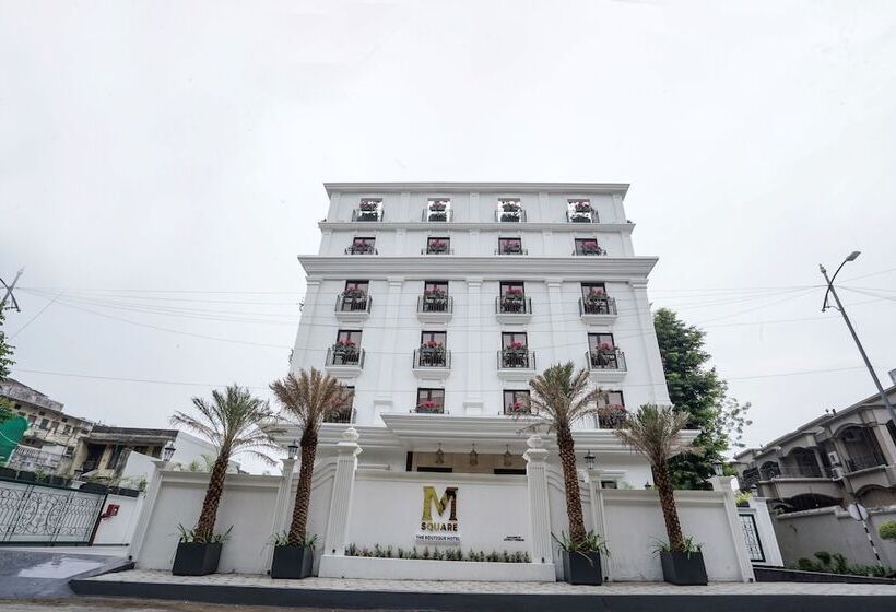 فندق M2 Square By Monday Premium
