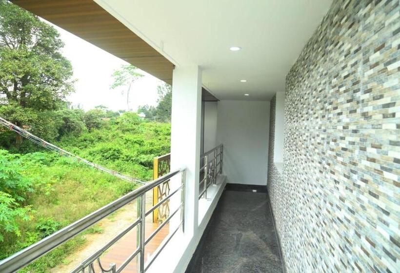 هتل Misty Haven Retreat