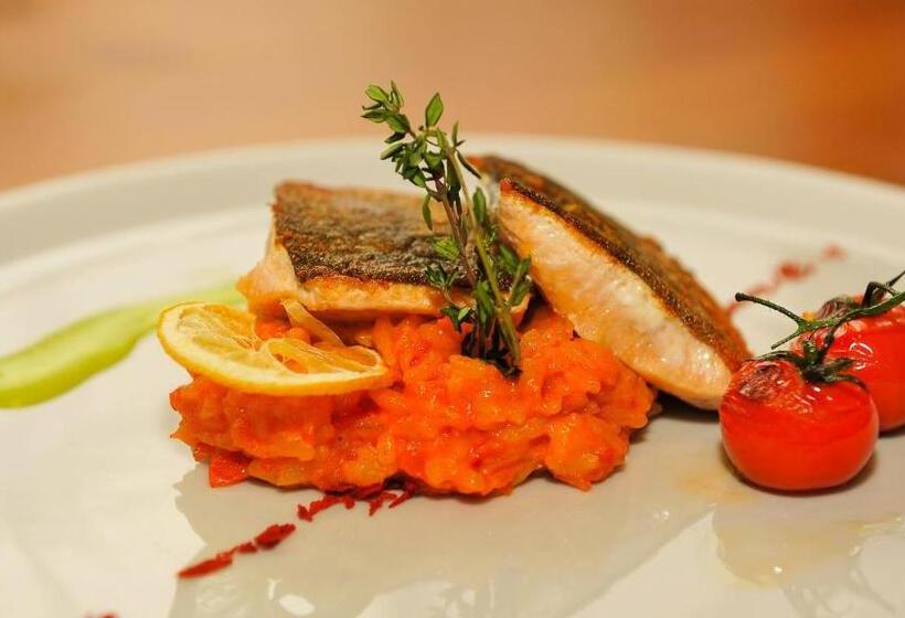 ホテル Restaurant Juwel