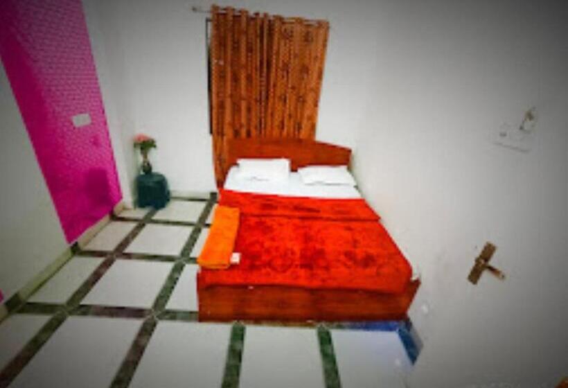 New Hotel Shree Radha Krishna Palace, Maheshwar