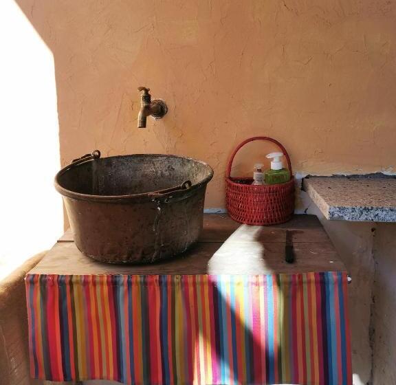 بنسيون Adagio Guesthouse