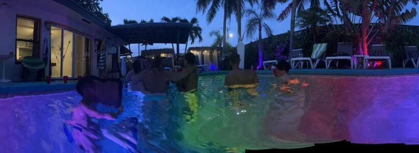 پانسیون Large Gay Men S 1 Bedroom W Gameroom Heated Pool Clothing Optional