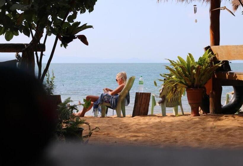 ペンション Hornbill Bungalow Koh Chang Ranong