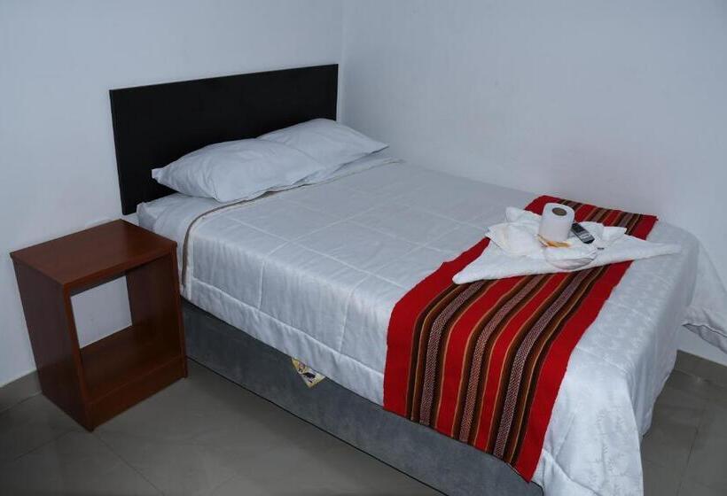 بنسيون La Casa Del Turista Chachapoyas