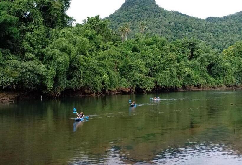 استراحتگاه Suan Ruen Rom View Raft