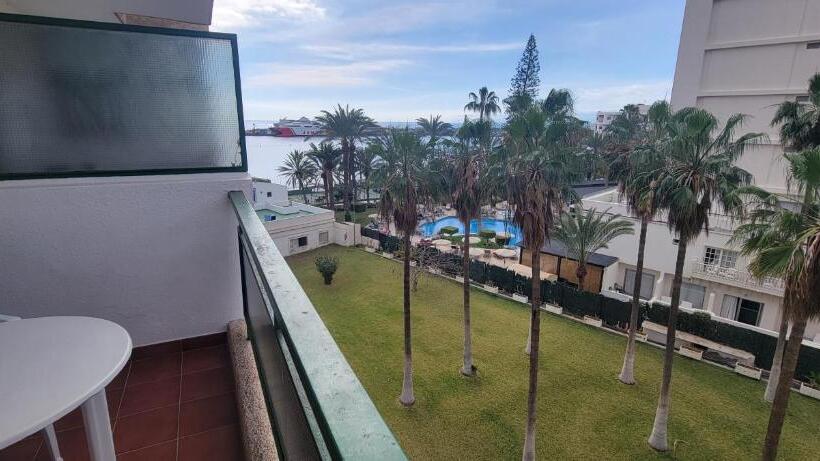 Comodoro  Ravel