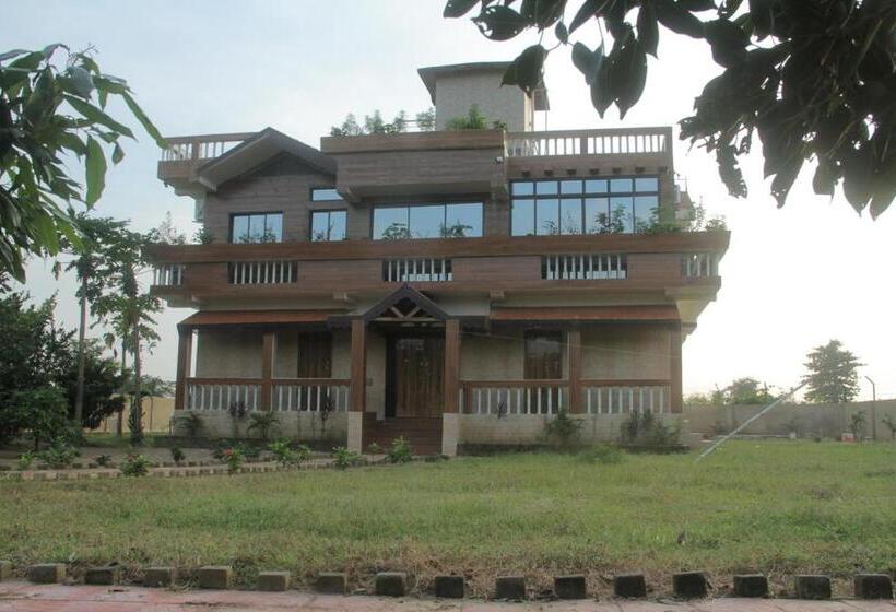 فندق Bishnupur River Side Resort