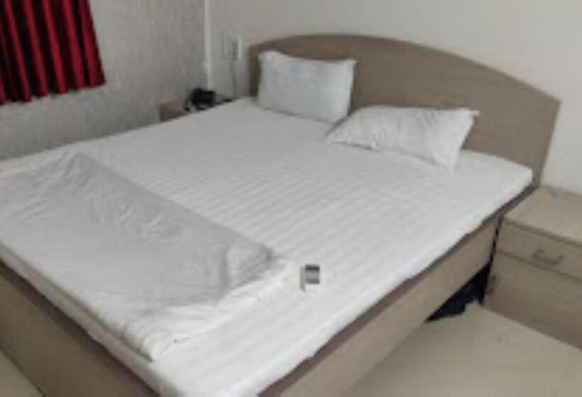 فندق Shelter Inn,chhatarpur