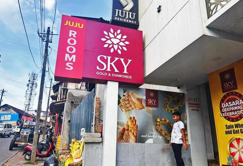 هتل Staymaker Juju Residency