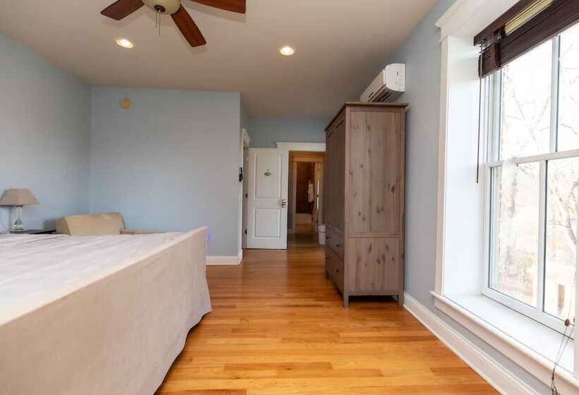 فندق صغير Furness Mansion