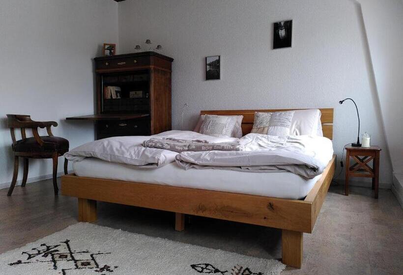 مبيت وإفطار Au Soin De La Vie