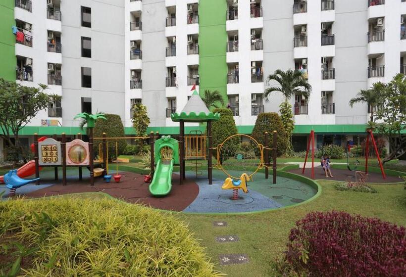 هتل Capital O 93372 Aurora Residence