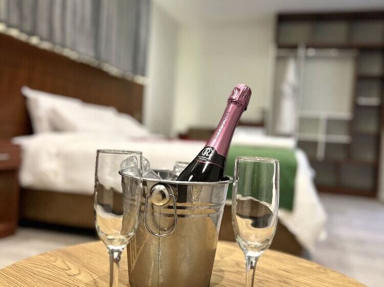 Отель El Alamo, Ejecutivo Y Spa