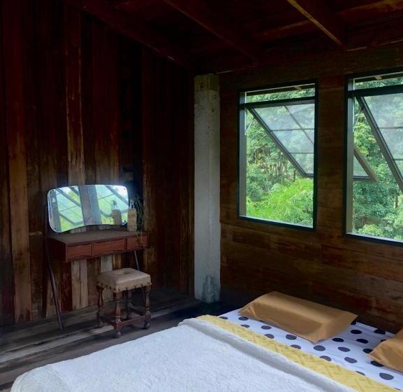 فندق Forest Forest Barn