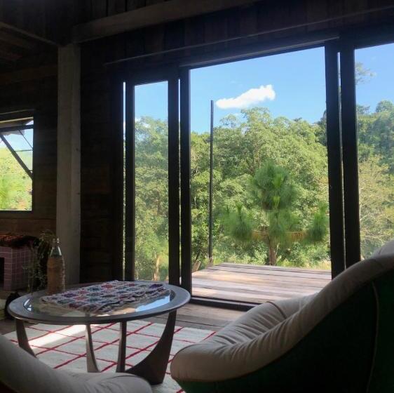 فندق Forest Forest Barn