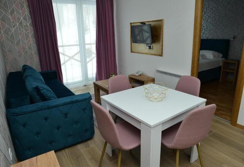 هتل Kraljevi Cardaci Cardak