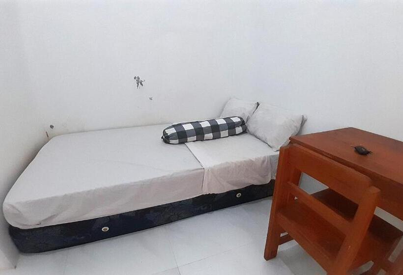 هتل Spot On 93410 Wisma Bintang Jepara