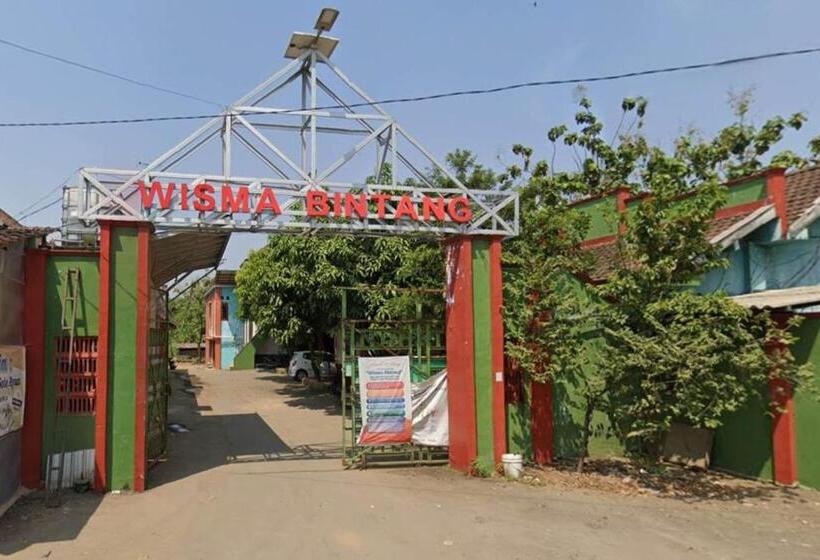 هتل Spot On 93410 Wisma Bintang Jepara