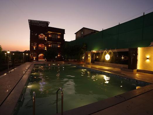 فندق V & D Resort