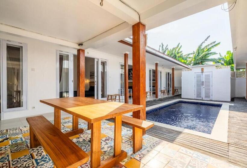 膳宿费 Lumturi House   Centrally Located
