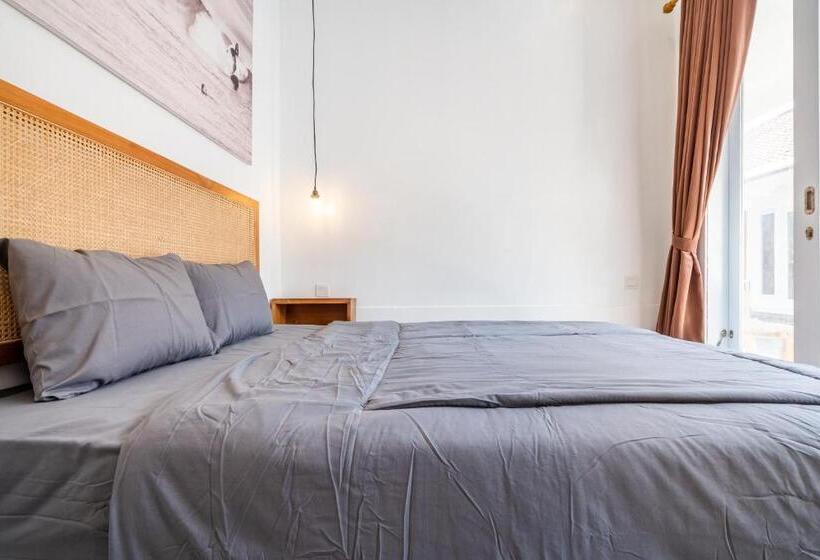 膳宿费 Lumturi House   Centrally Located