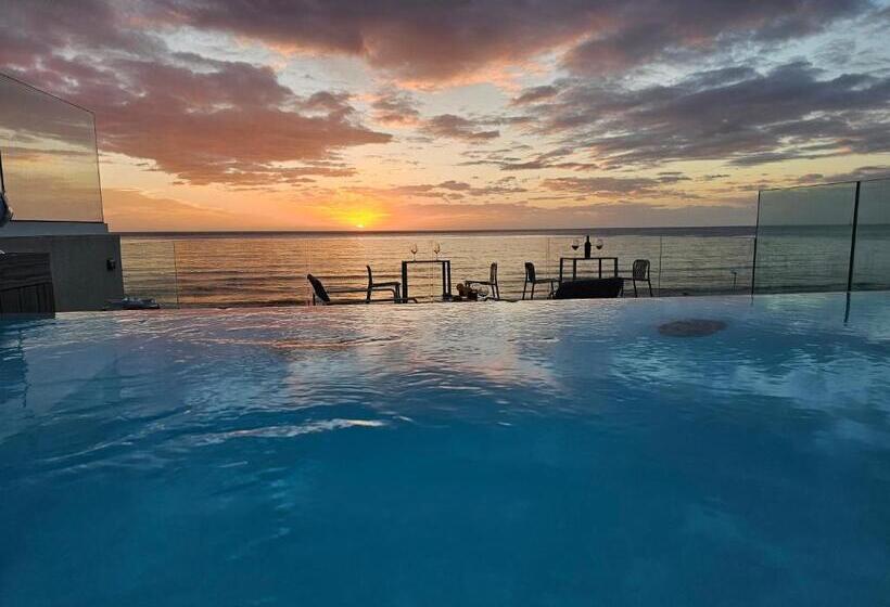 پانسیون Villa Dune Luxury Roof Top Pool Wellness