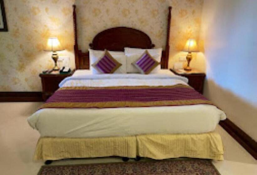 Regency Lagoon Resort & Convention