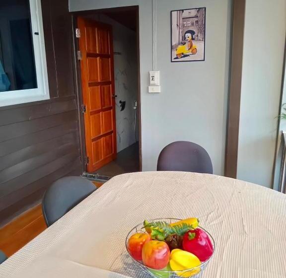 리조트 Baan Kraziprak บ้านกระซิบรัก