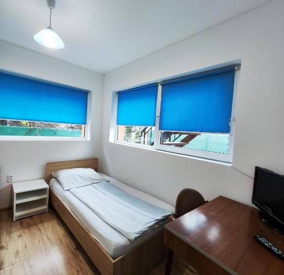 هاستل Casa Thomas Cluj