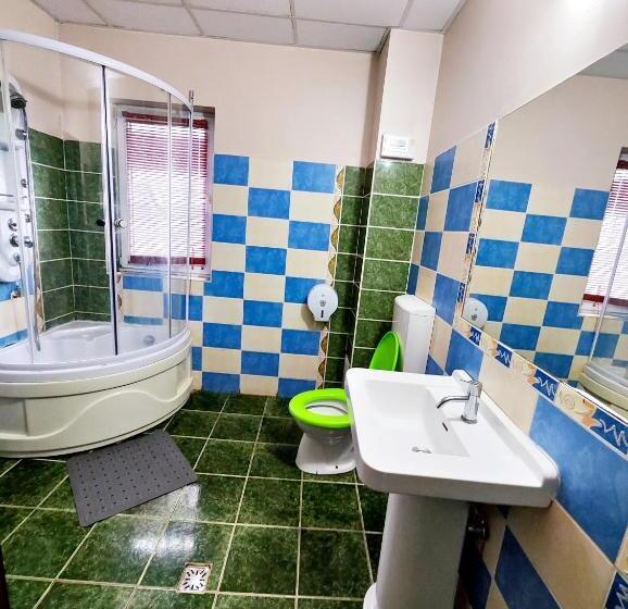 هاستل Casa Thomas Cluj