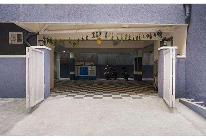 هتل Fabexpress Grand Aarvi Prime Nr Gsm Mall