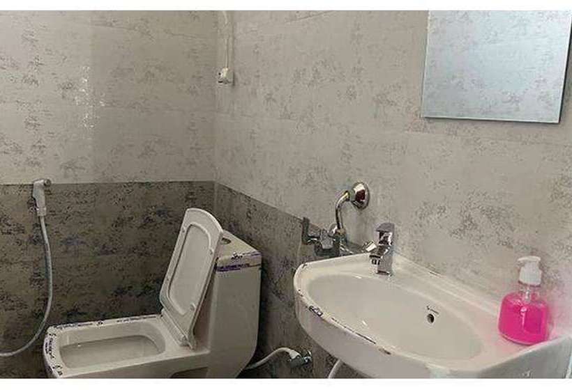 هتل Fabexpress Grand Aarvi Prime Nr Gsm Mall