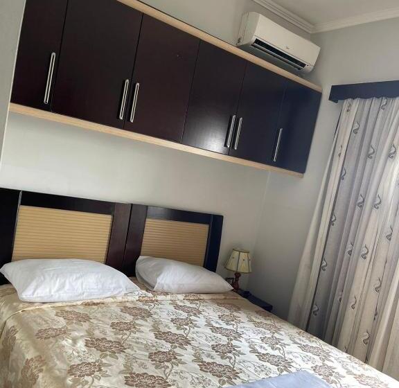 בית מלון כפרי Bardhi