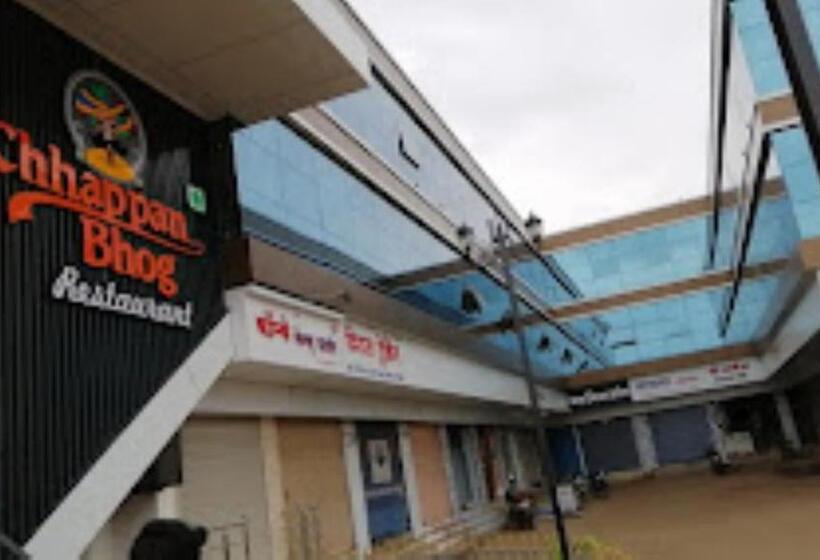 בית מלון כפרי Blue Inn, Ahmednagar