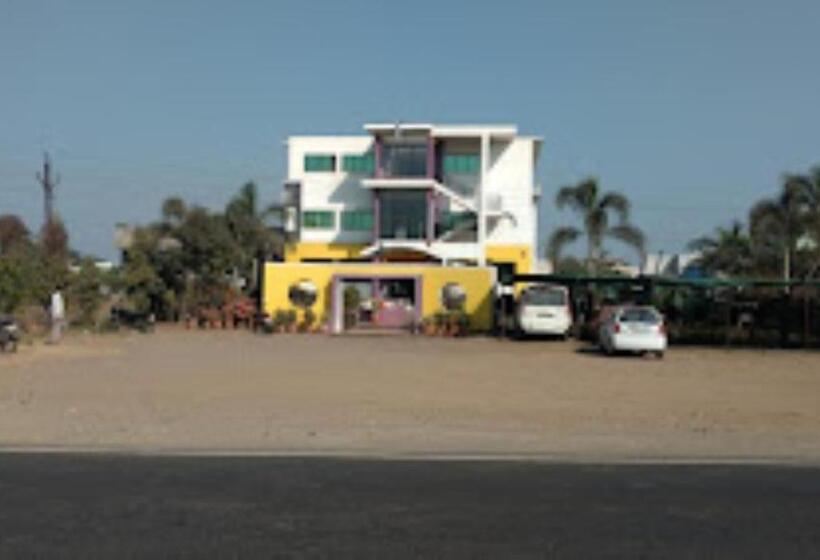 فندق Palkhi, Bhusawal