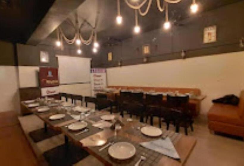 فندق Palkhi, Bhusawal