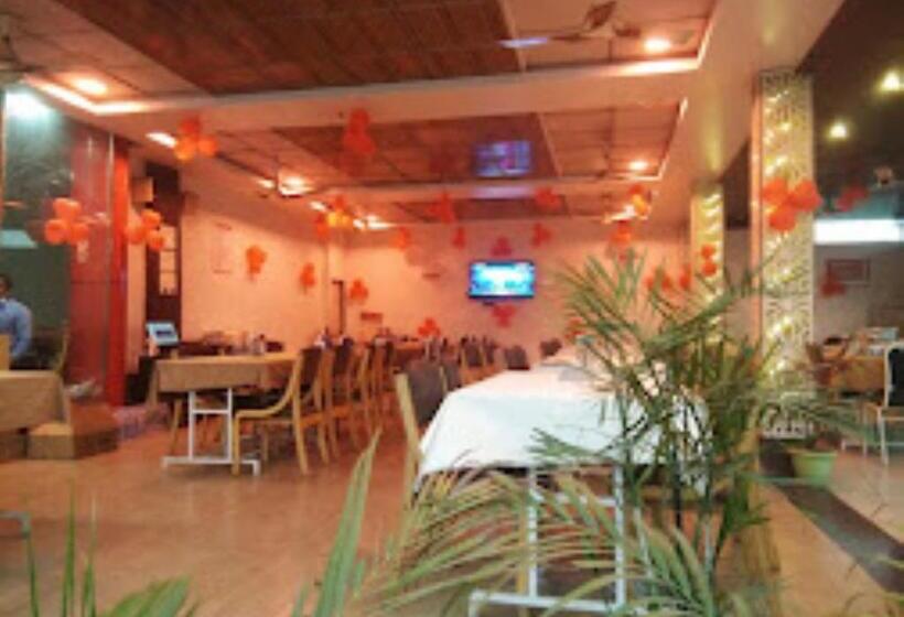 酒店 Sangram Palace Shirur