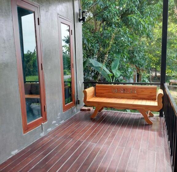 هتل Tung Na Pa Suan Farmstay