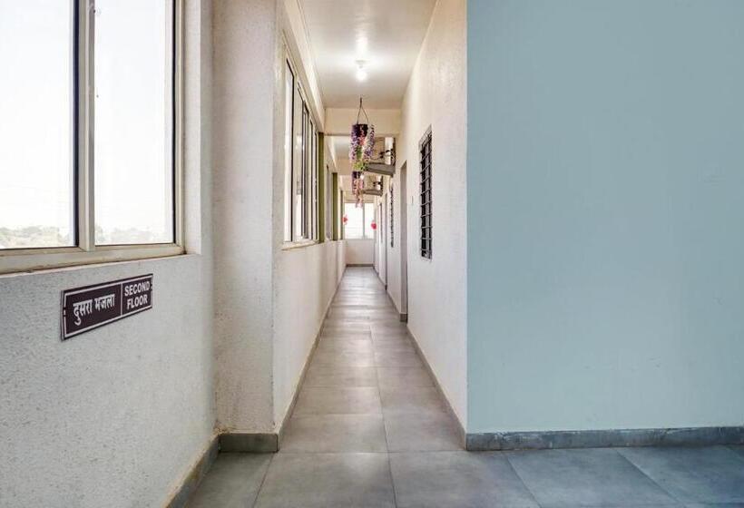 Отель O Royal Inn